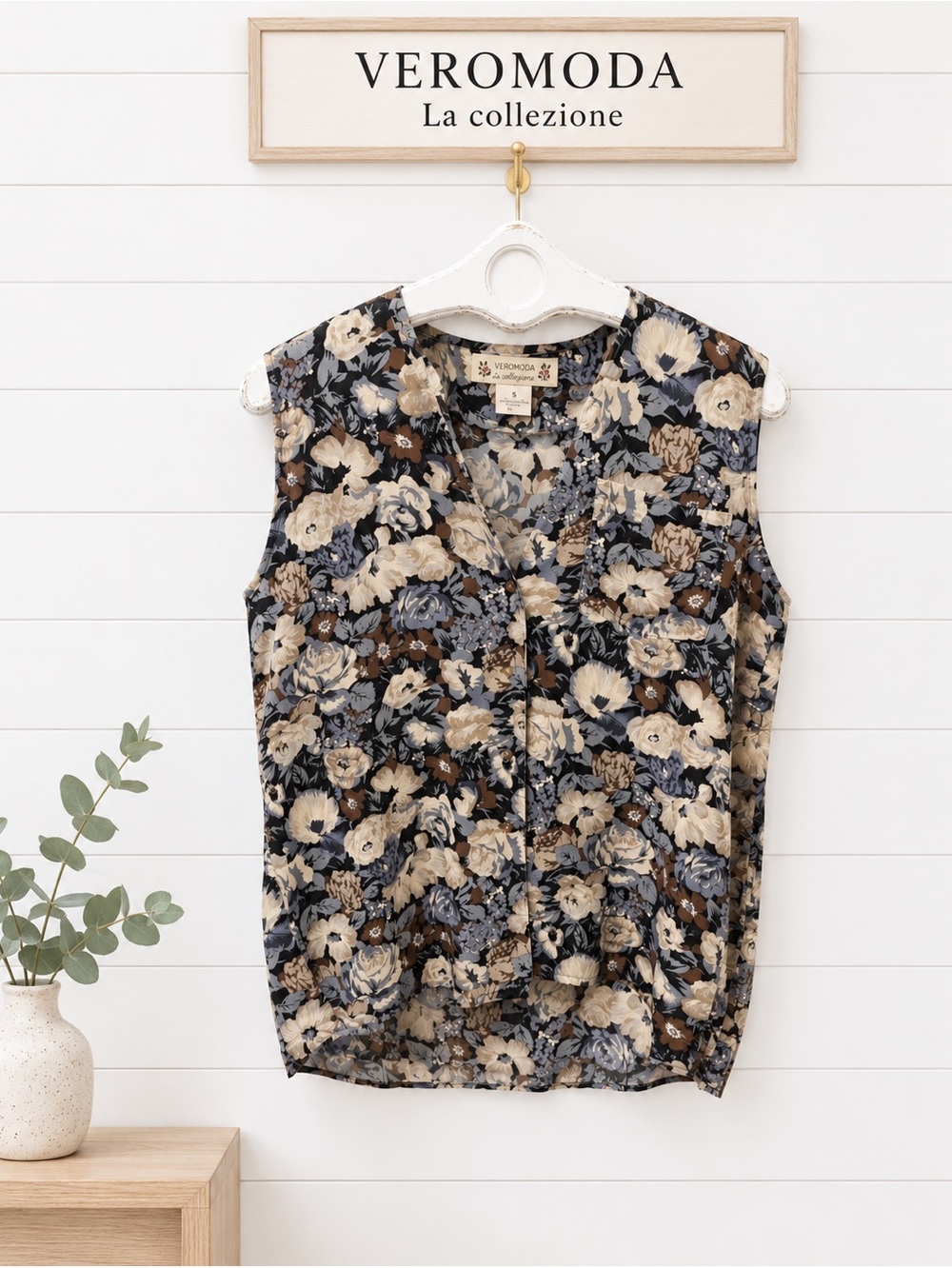 VERO MODA • Vintage Floral Silk Sleeveless Top • Size M